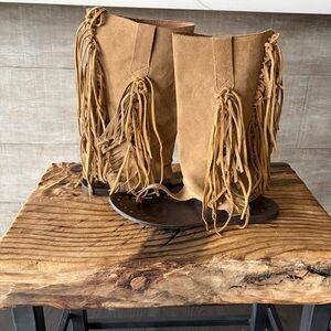 Musse & Cloud Tan Suede Fringe Boot